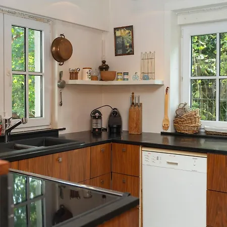 別荘 Het Wilgenhuis